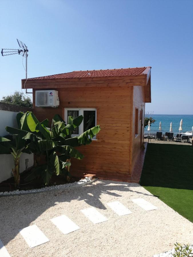 Wooden Apartment , Agia Marina Chrysochous Kato Yialia エクステリア 写真